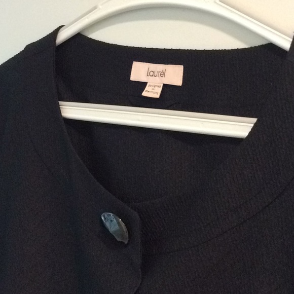 Laurel by Escada Black Set - Picture 8 of 16